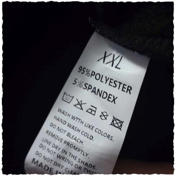 New Warm Black oversized "Into the Wild" Hoodie coat with pockets - Picture 3 of 11